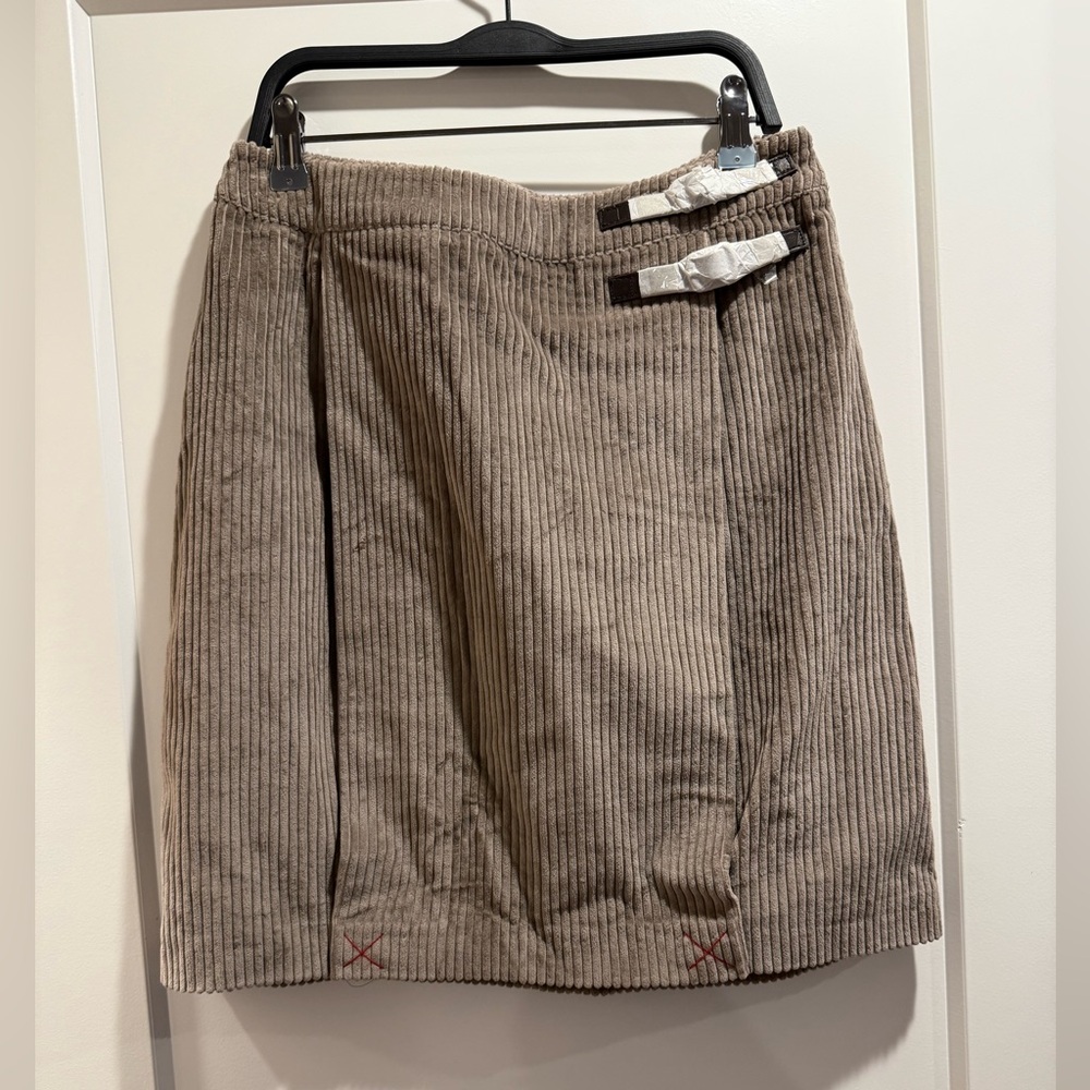 NWOT Boden Cinnamon Corduroy Skirt‎ with Side Buckle Detail Women's Size 6R